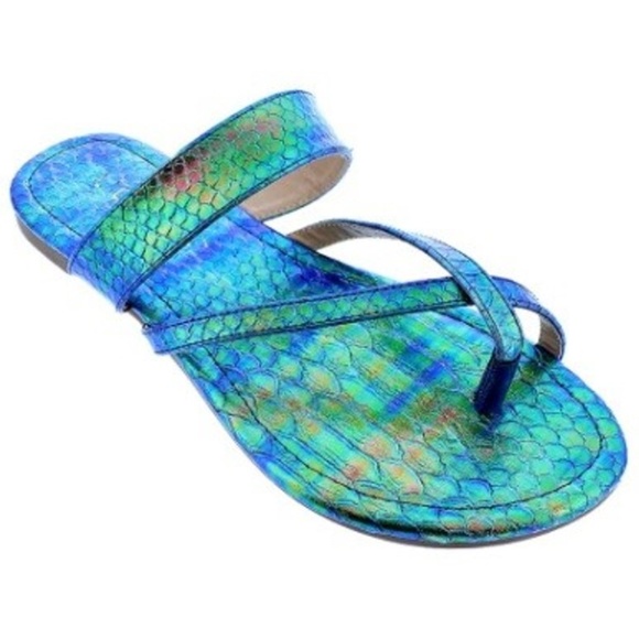 holographic flip flops
